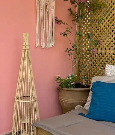 Reginas Studios & Apts-Bougainvillea Studio Suite Fiscardo With Private Terrace