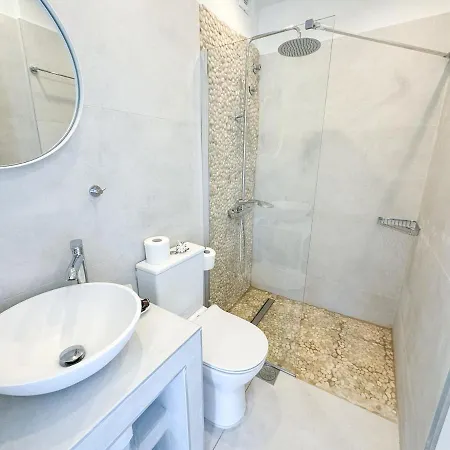 Regina & - Fiscardo Apartman *