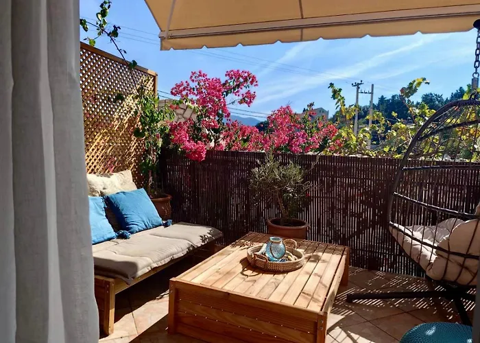 Reginas & Apts-bougainvillea Fiscardo With Private Terrace Apartment Fiskardo
