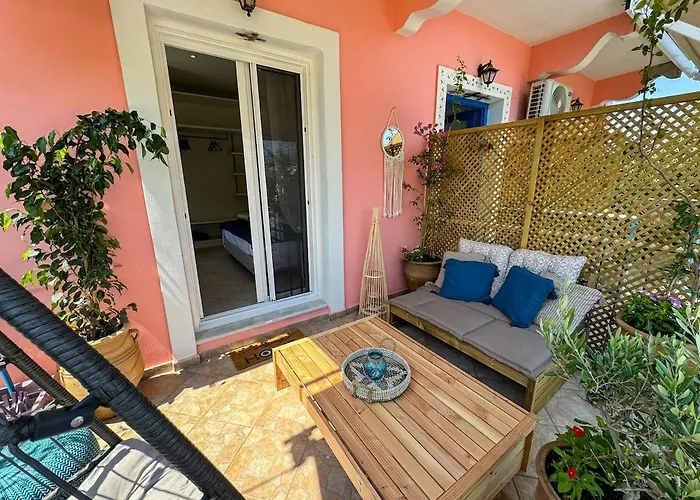 Apartment Reginas & Apts-bougainvillea Fiscardo With Private Terrace